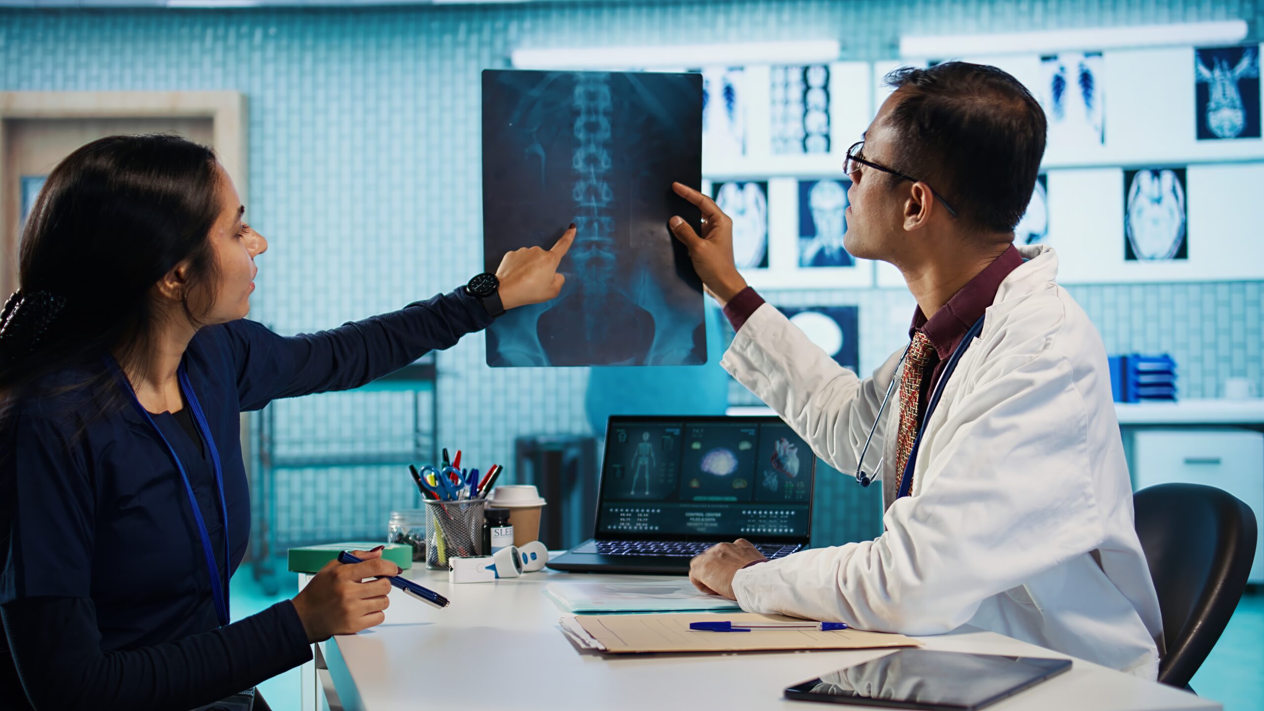 Find top spine surgeons in Chamrajpet, Bangalore for advanced spine care, minimally invasive surgery, and faster recovery solutions.